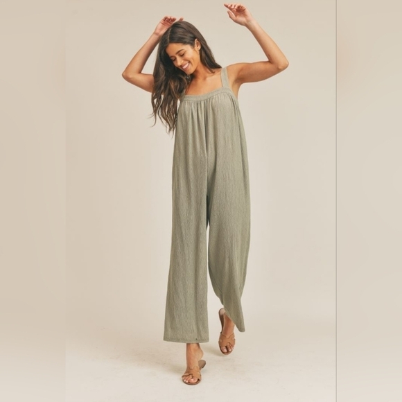 NWT SADIE AND SAGE MEMPHIS WIDE LEG JUMPSUIT SIZE LARGE - Picture 3 of 14